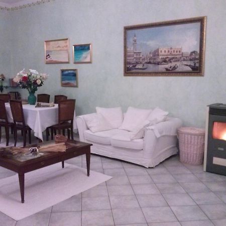 B&B Casa Usai Capoterra Εξωτερικό φωτογραφία