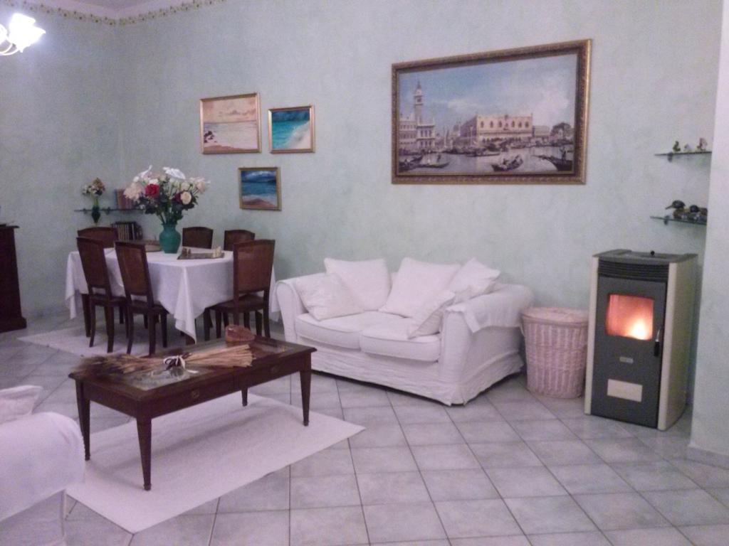 B&B Casa Usai Capoterra Εξωτερικό φωτογραφία